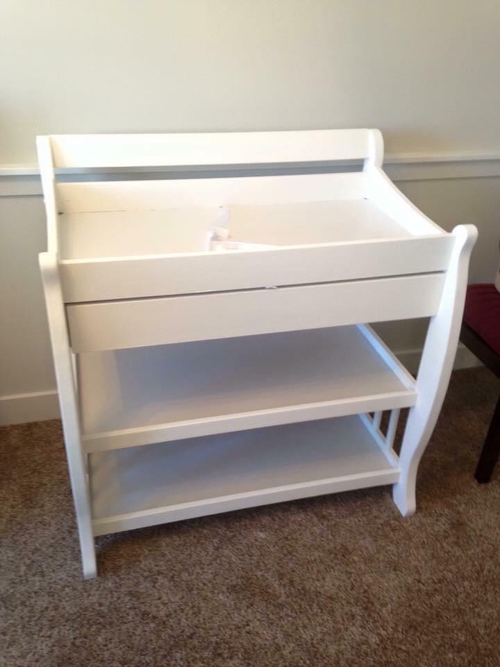 painting a changing table